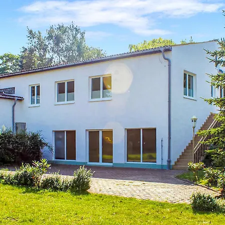 Ferienwohnung Sommersdorf شقة *